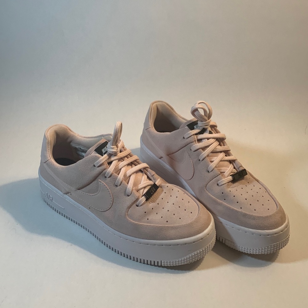Baby Pink AIR FORCE 1's Size 7 W